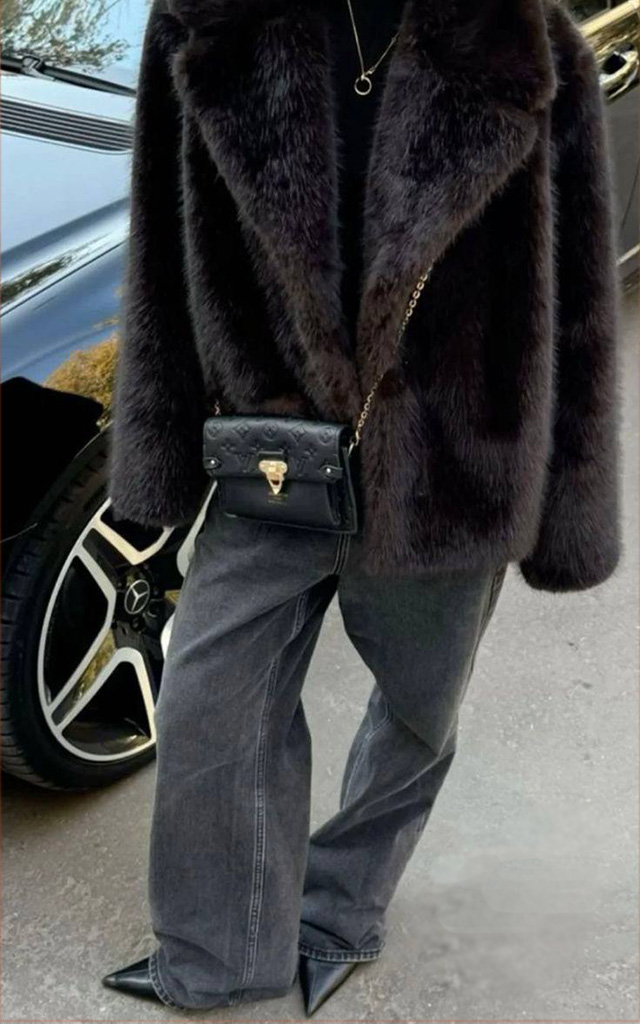 Прямые, широкие или клёш — универсальные варианты джинс для зимы