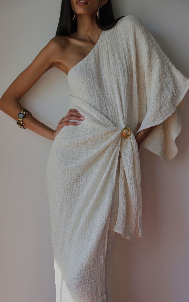 Свободные силуэты и оверсайз