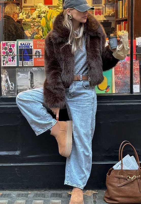 small card image Как стилизовать джинсы в холодное время года?