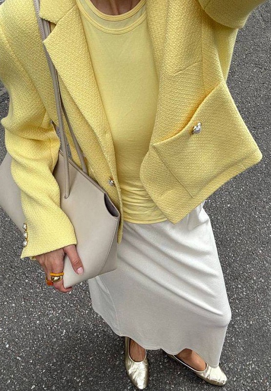 small card image Какие цвета у Весны-Лета 2026 года?